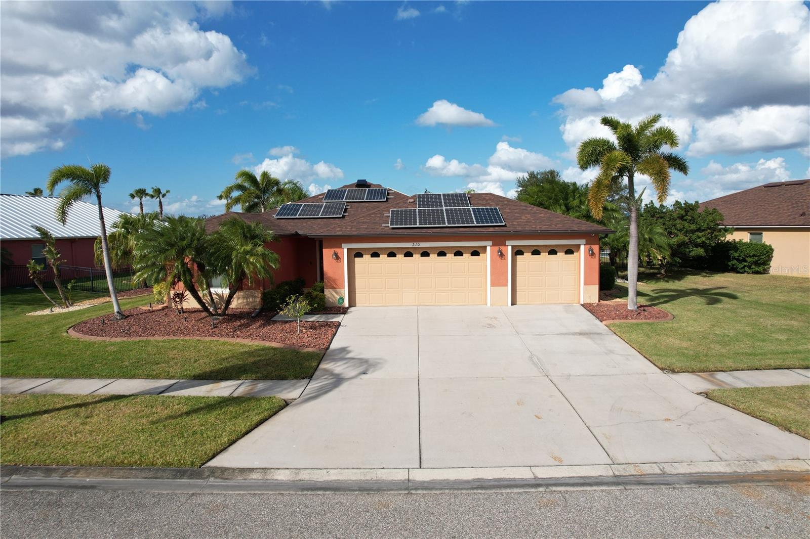 210 STAR SHELL DR, APOLLO BEACH, FL, 33572