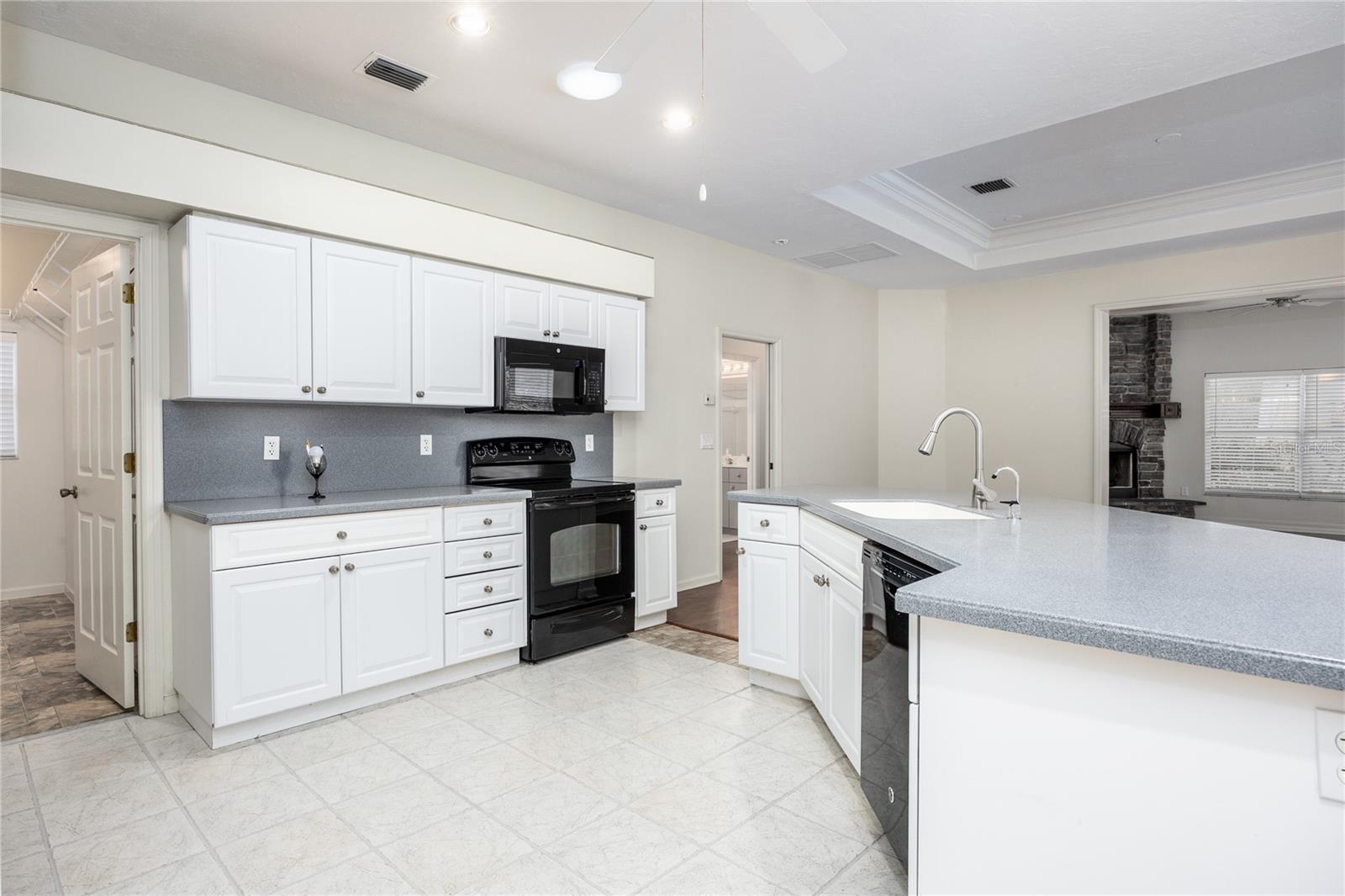 566 OAK BAY DR, OSPREY, FL, 34229