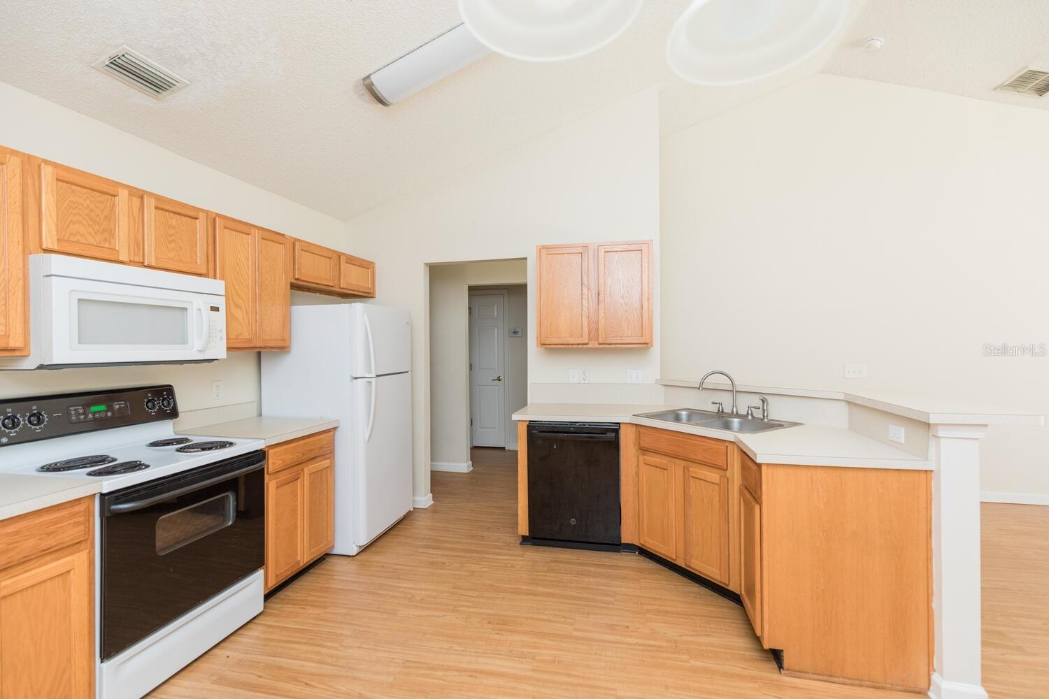 4 ROSE PL, PALM COAST, FL, 32164