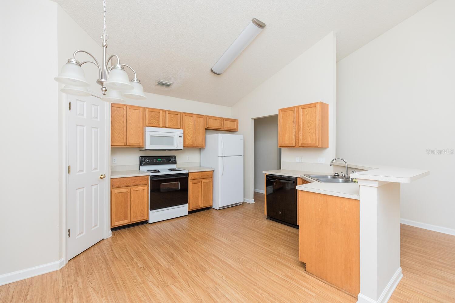 4 ROSE PL, PALM COAST, FL, 32164