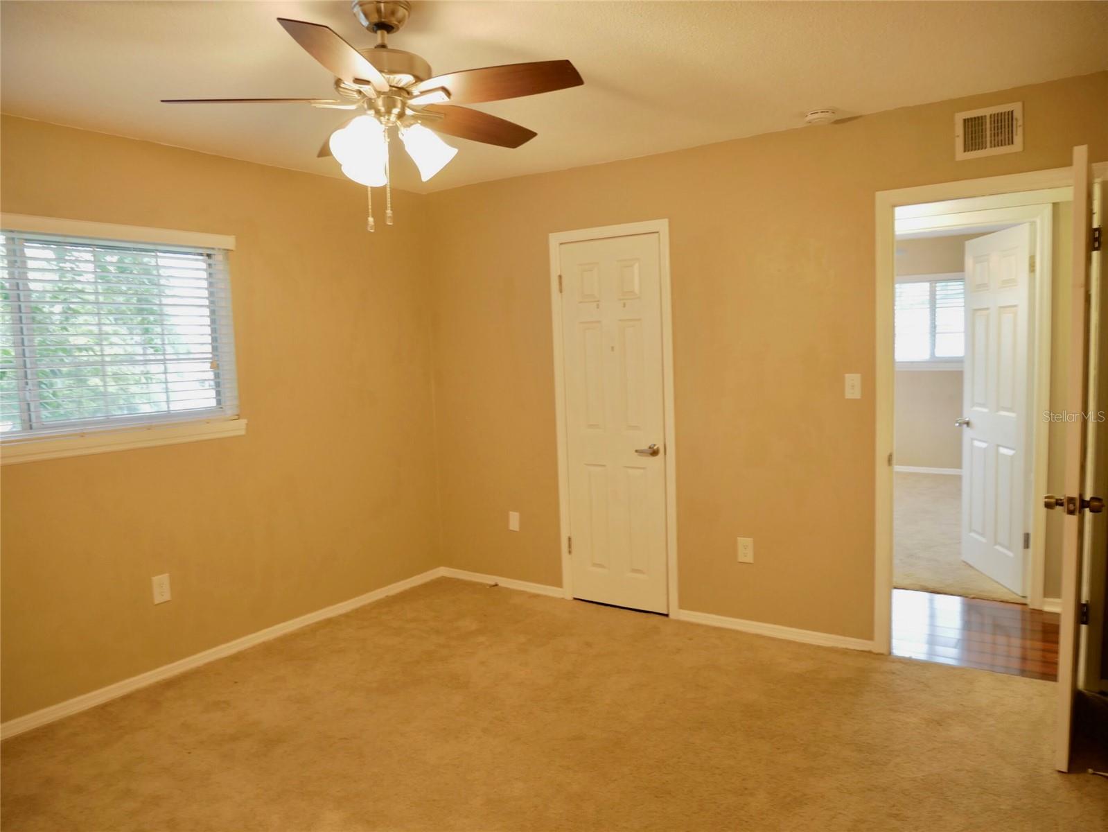 1695 LEE RD #D215, WINTER PARK, FL, 32789