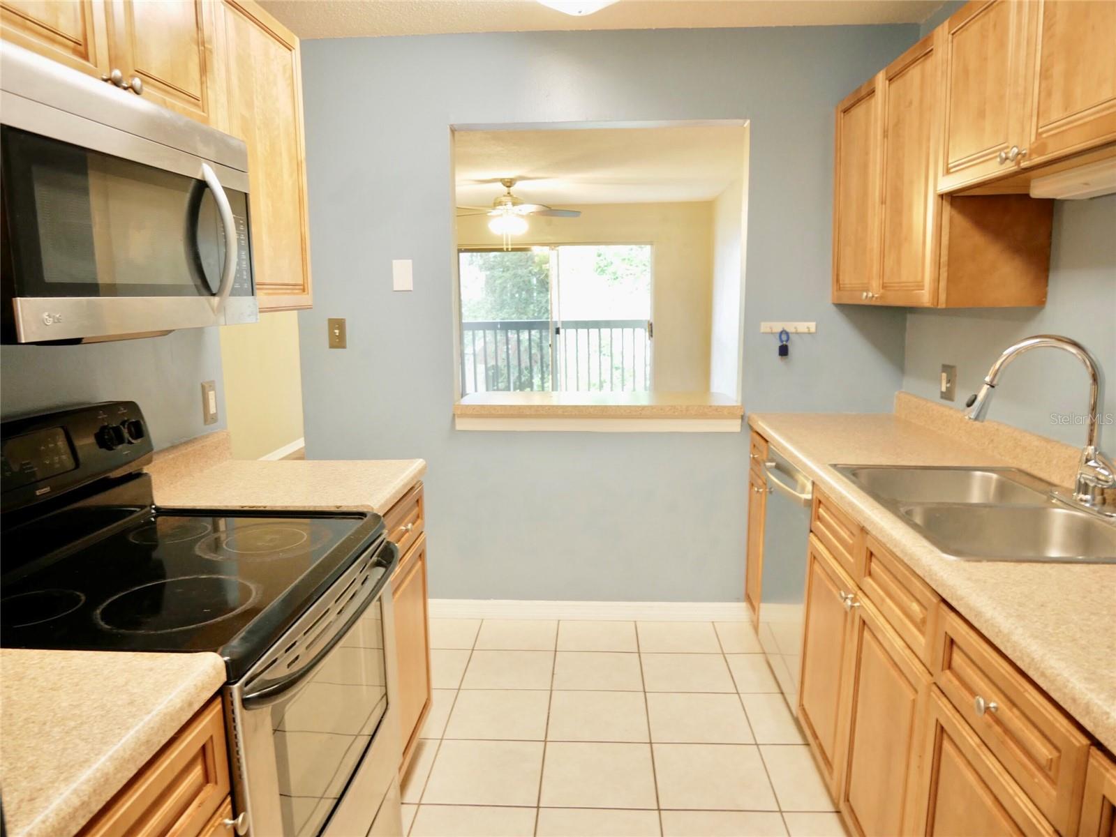 1695 LEE RD #D215, WINTER PARK, FL, 32789