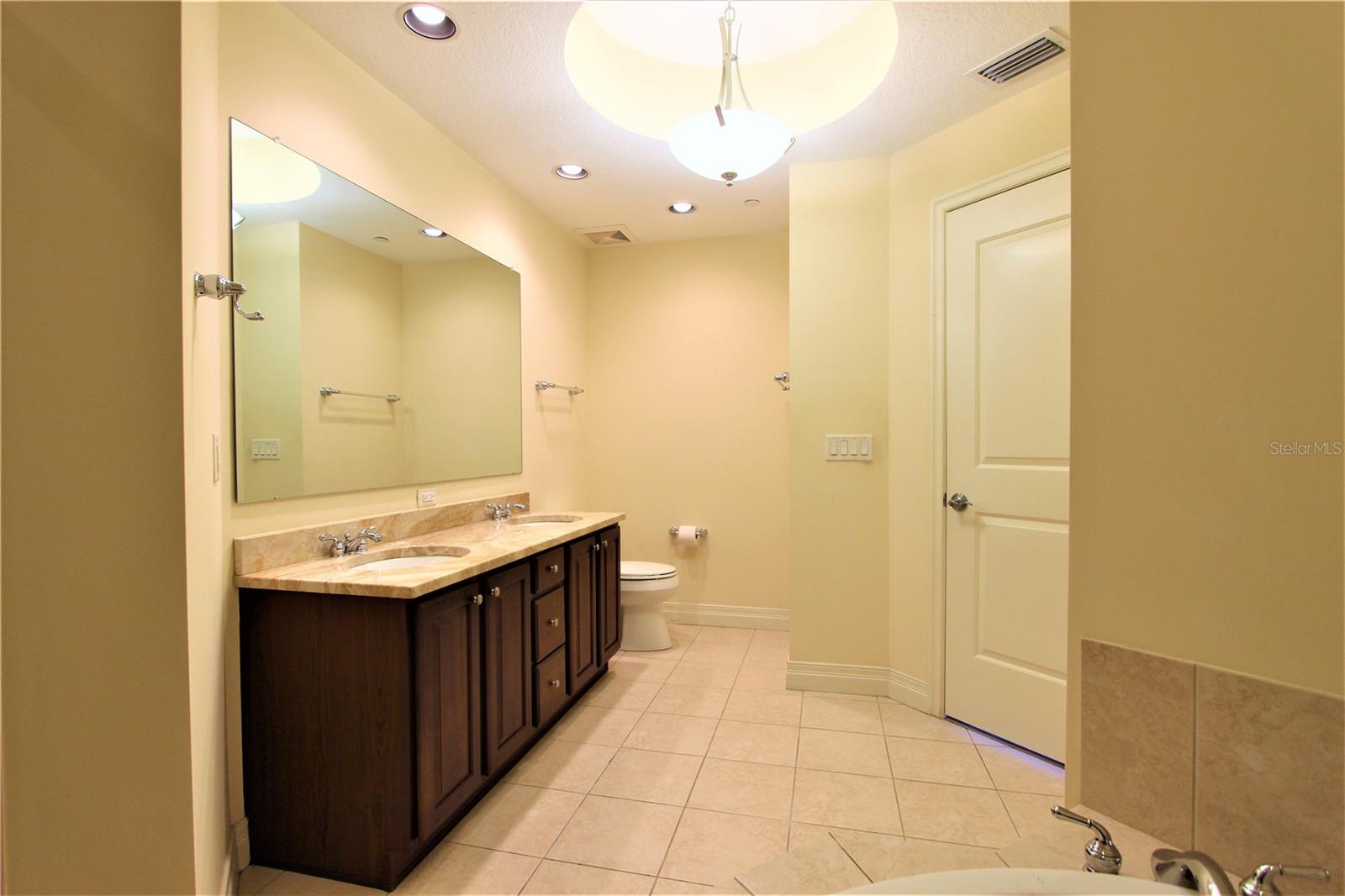 1209 E CUMBERLAND AVE #2003, TAMPA, FL, 33602