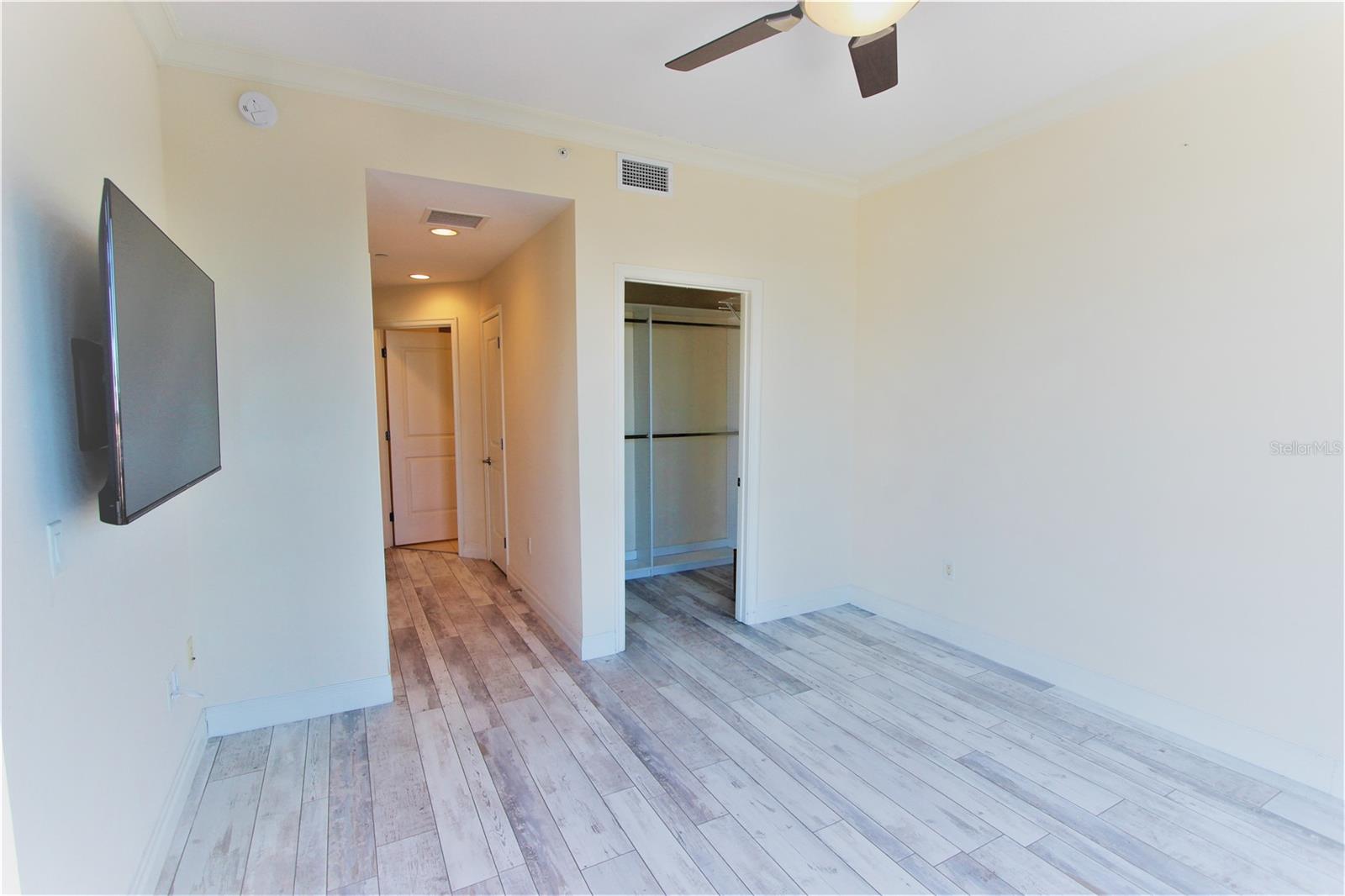 1209 E CUMBERLAND AVE #2003, TAMPA, FL, 33602