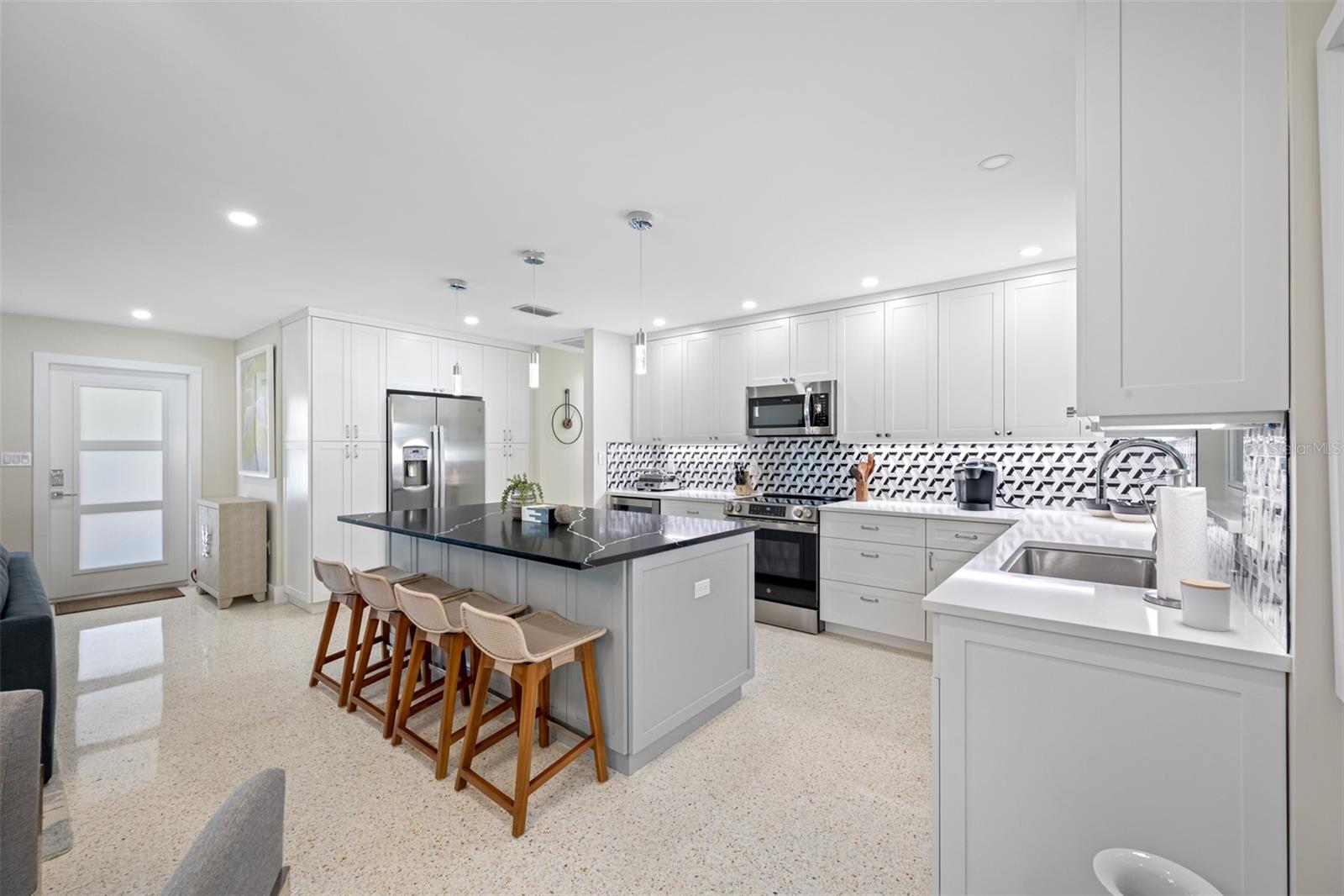 819 59TH AVE, ST PETE BEACH, FL, 33706