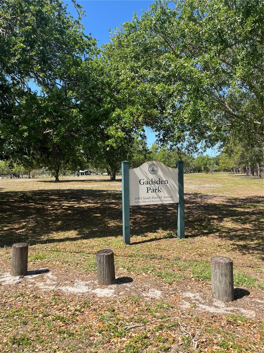3008 W NAPOLEON AVE, TAMPA, FL, 33611