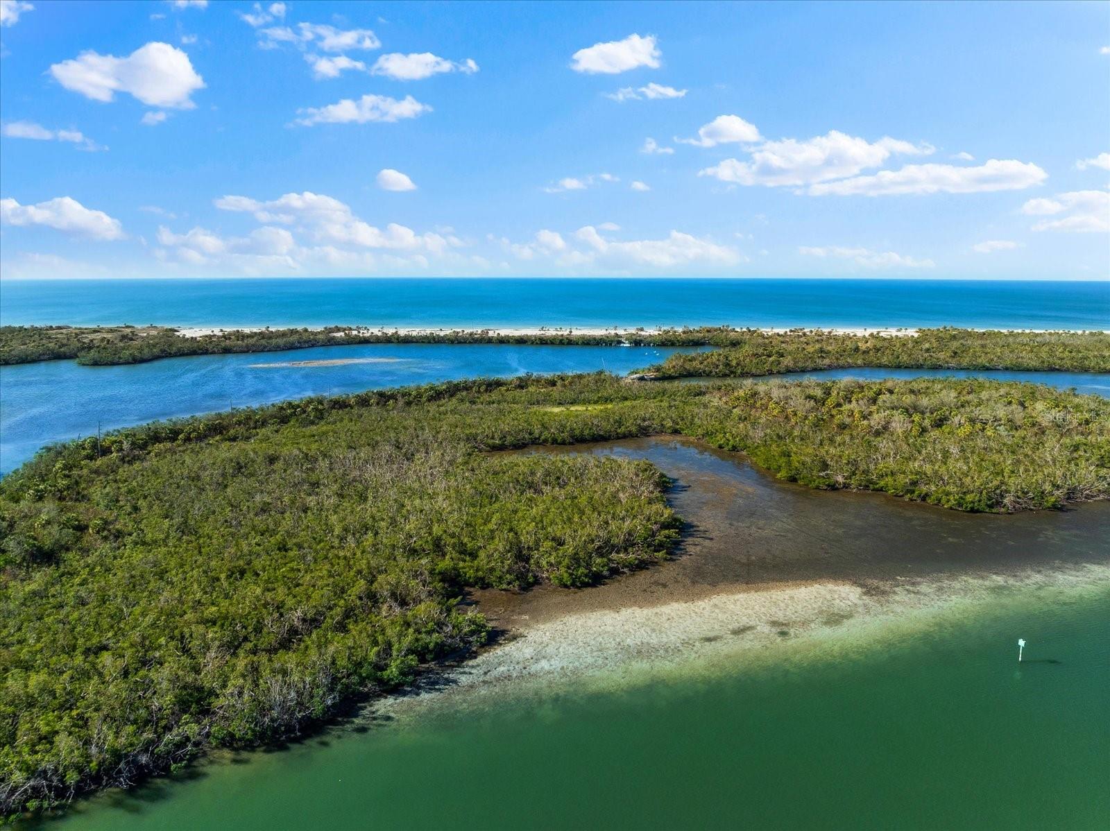 130 GREEN DOLPHIN DR, PLACIDA, FL, 33946