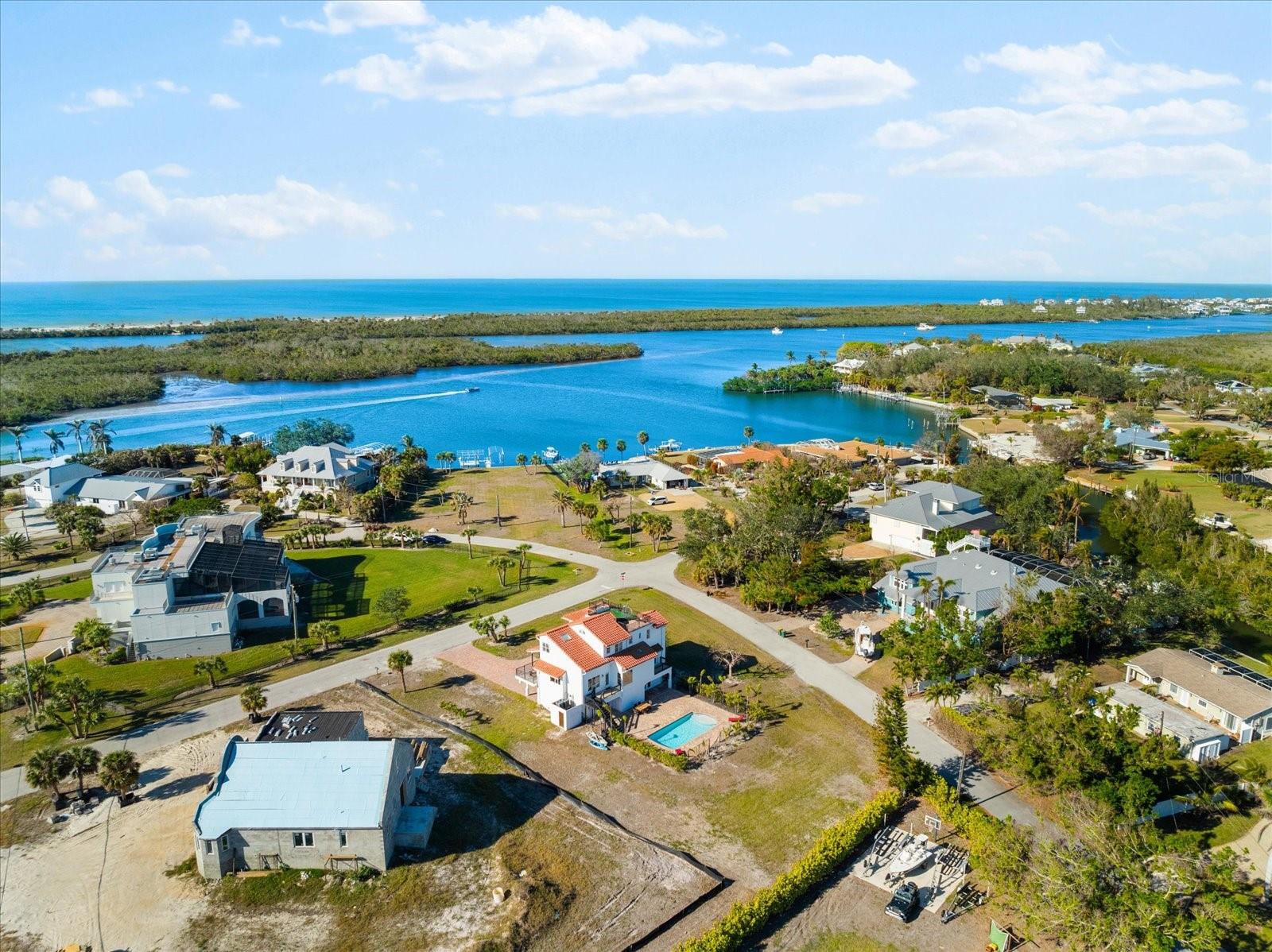 130 GREEN DOLPHIN DR, PLACIDA, FL, 33946