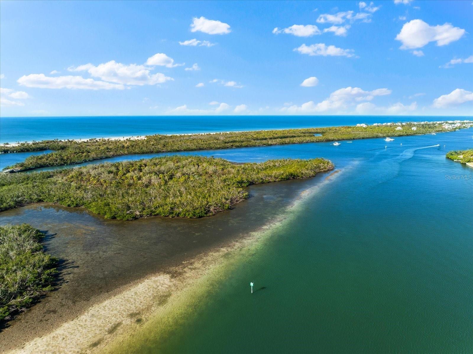 130 GREEN DOLPHIN DR, PLACIDA, FL, 33946