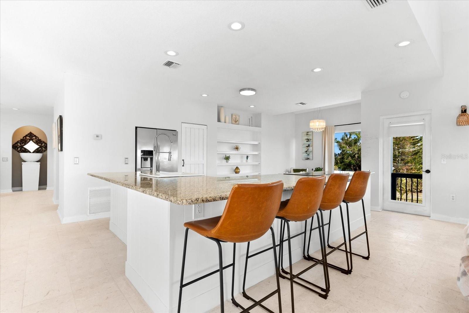 130 GREEN DOLPHIN DR, PLACIDA, FL, 33946