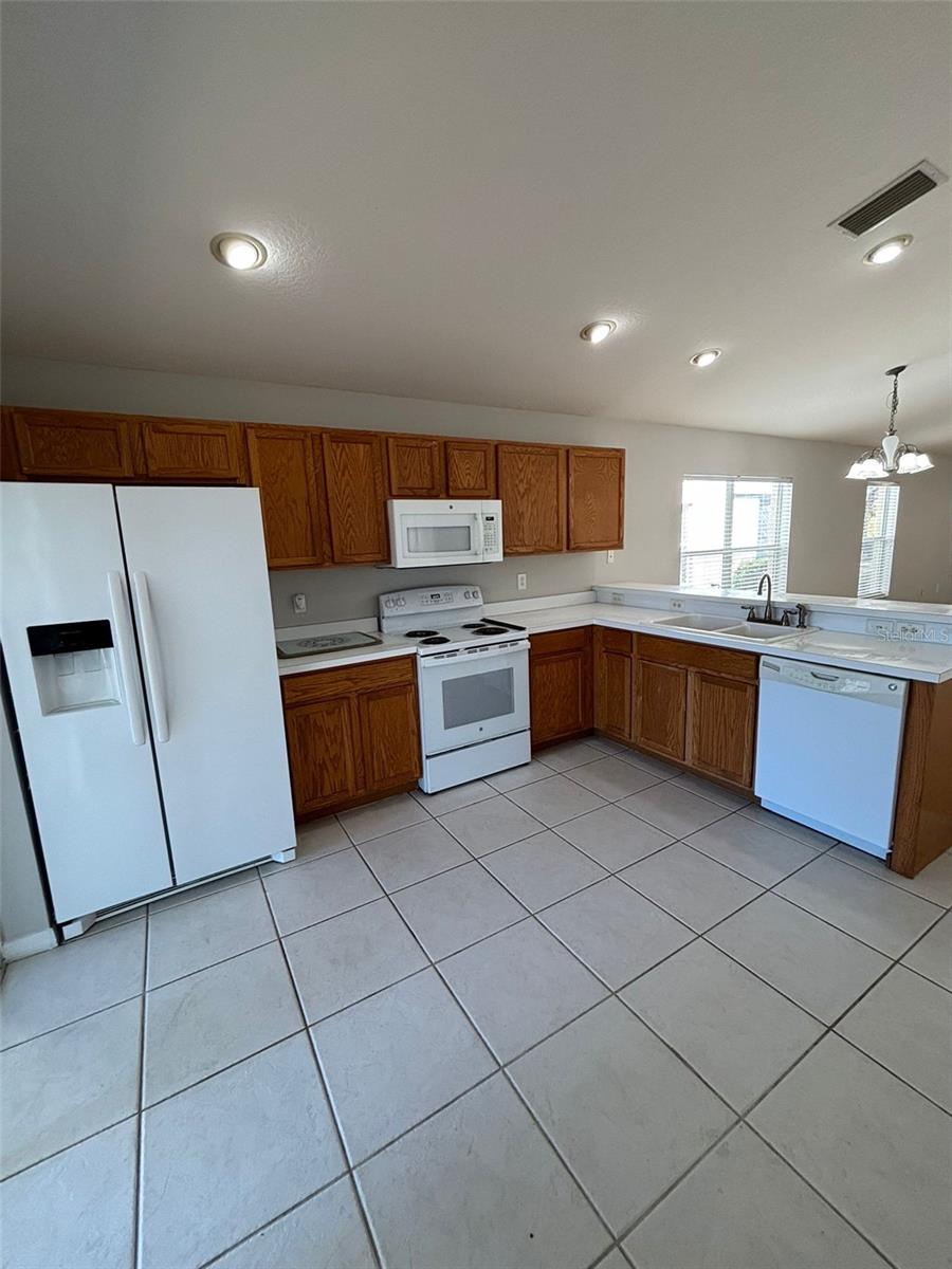 7920 CARRIAGE POINTE DR, GIBSONTON, FL, 33534