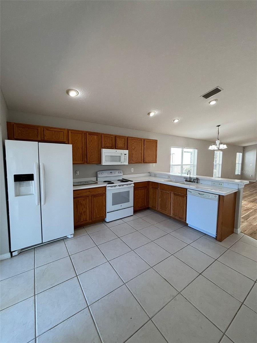 7920 CARRIAGE POINTE DR, GIBSONTON, FL, 33534