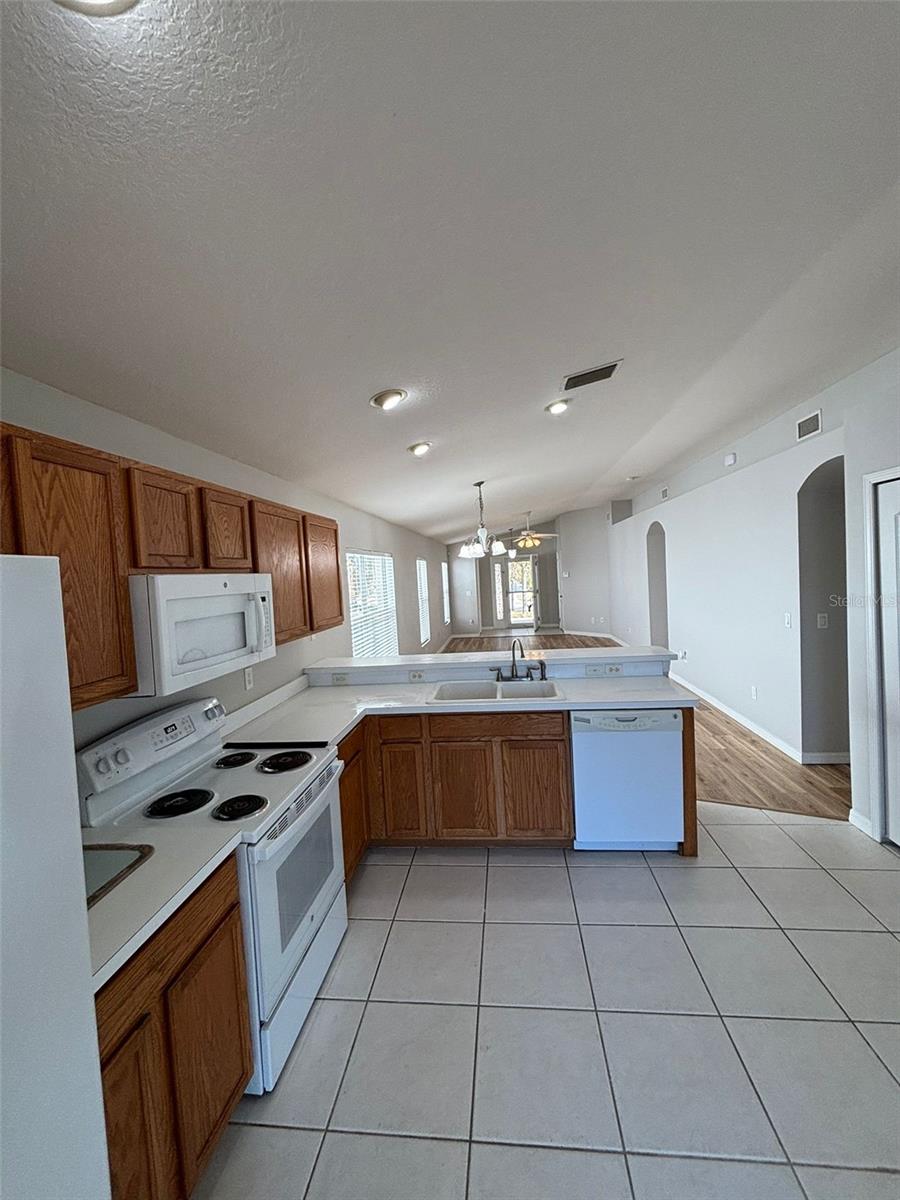 7920 CARRIAGE POINTE DR, GIBSONTON, FL, 33534