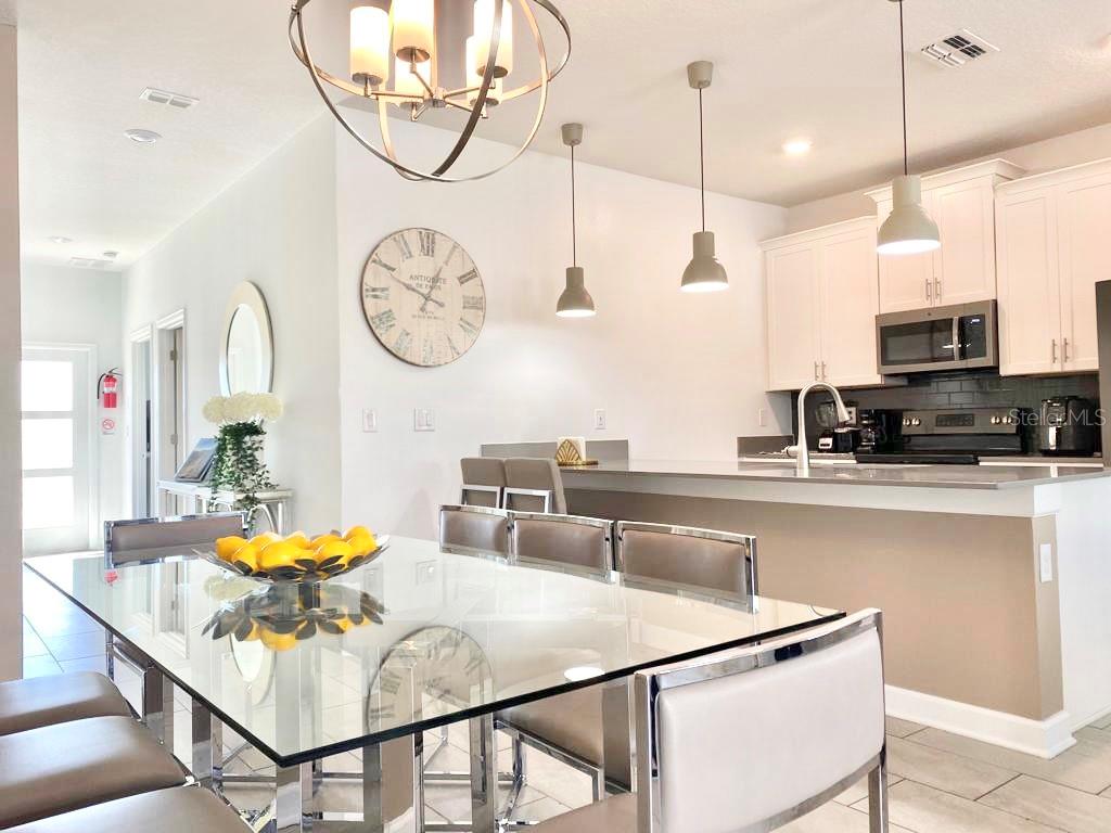 8955 CABOT CLIFFS DR, DAVENPORT, FL, 33896