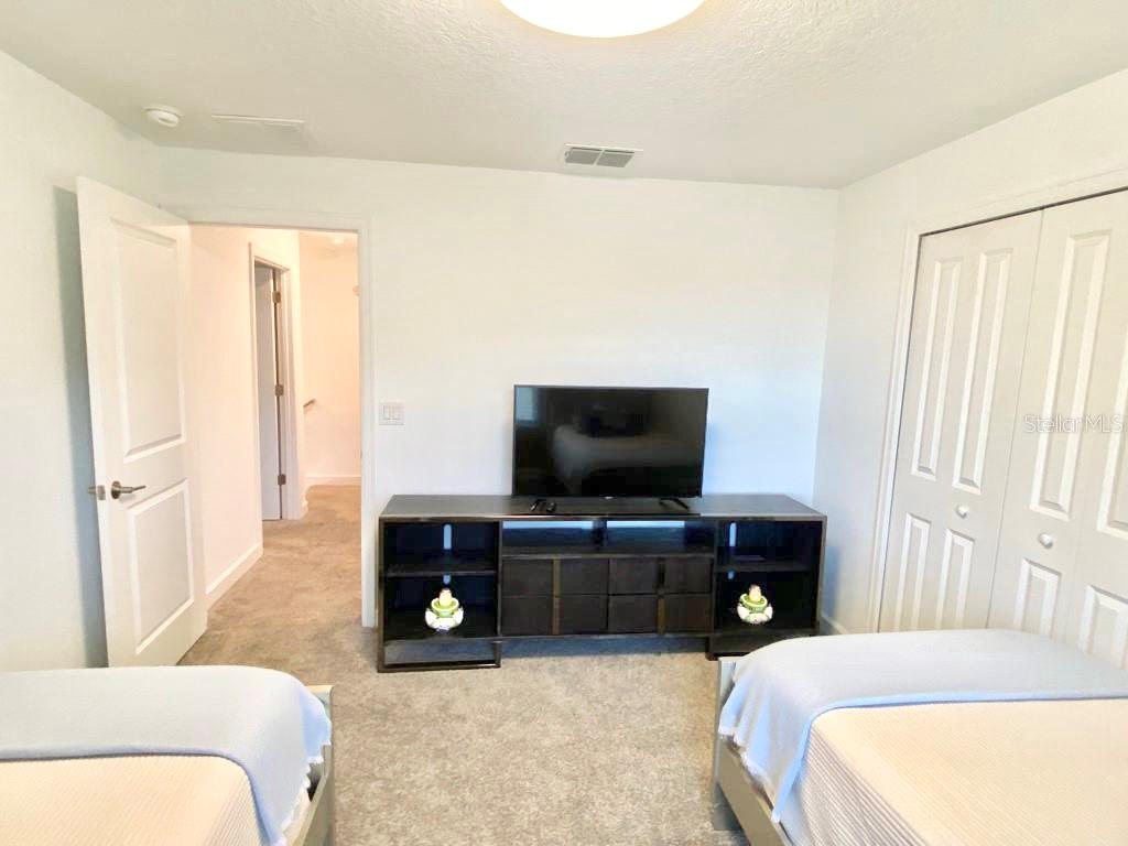 8955 CABOT CLIFFS DR, DAVENPORT, FL, 33896