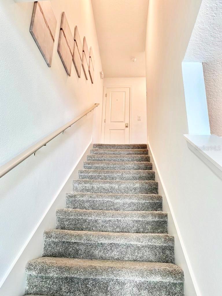 8955 CABOT CLIFFS DR, DAVENPORT, FL, 33896