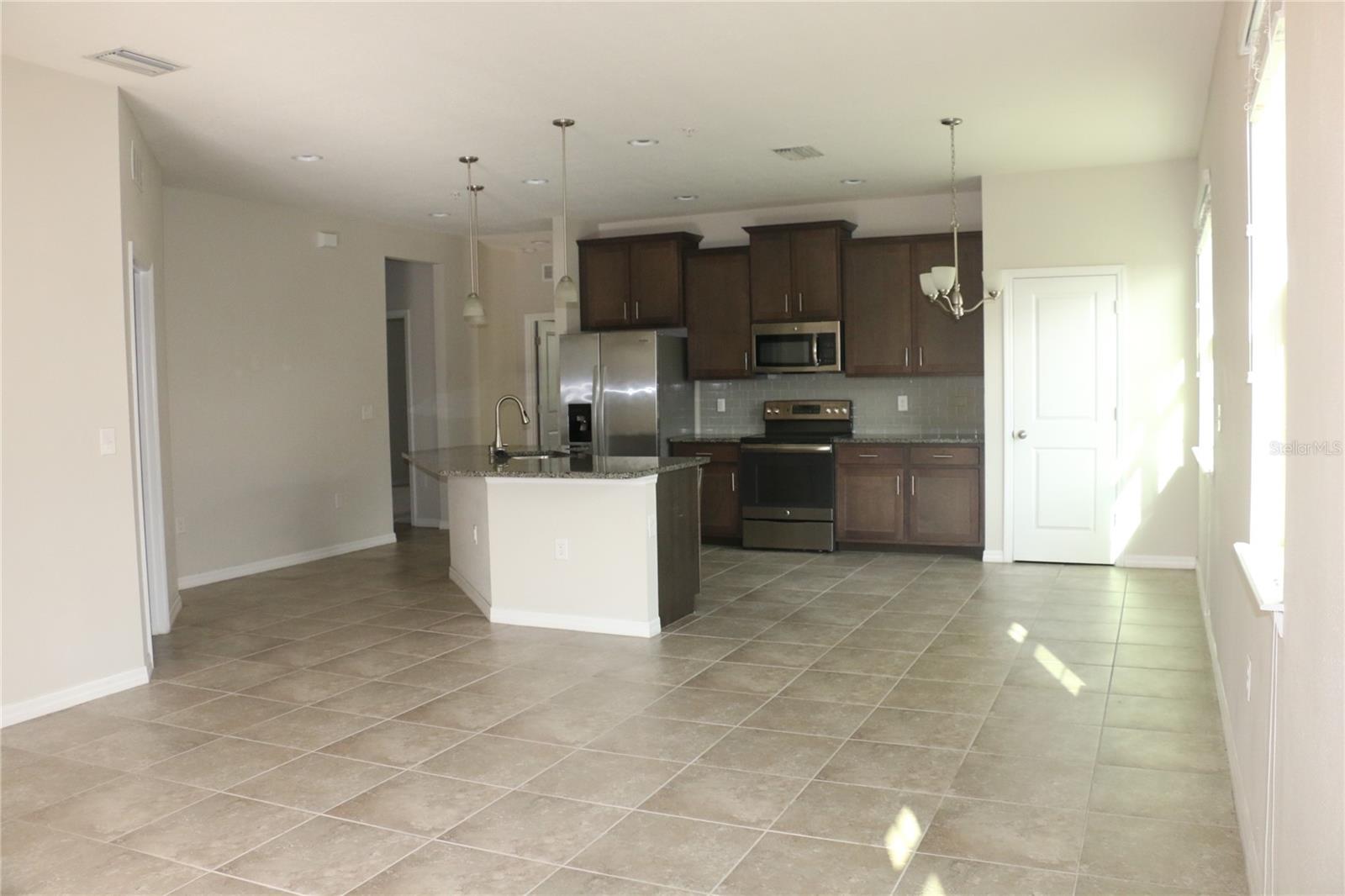 8269 ENCLAVE WAY #101, SARASOTA, FL, 34243
