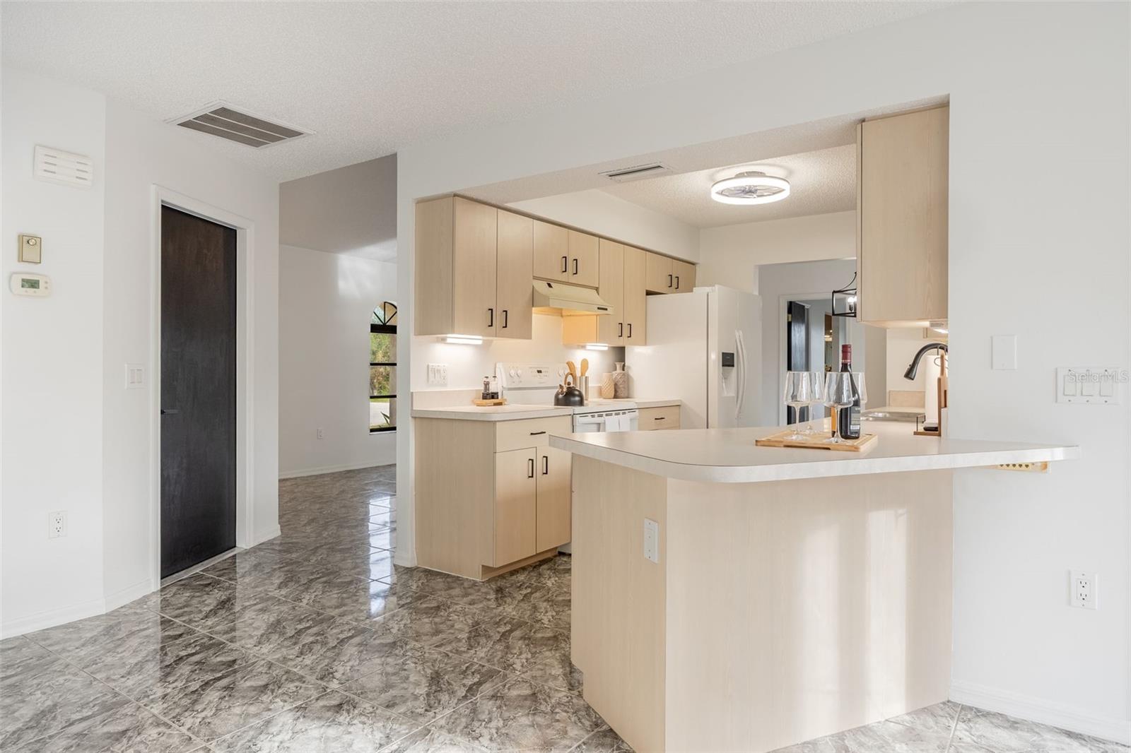 7095 LARKIN ST, ENGLEWOOD, FL, 34224