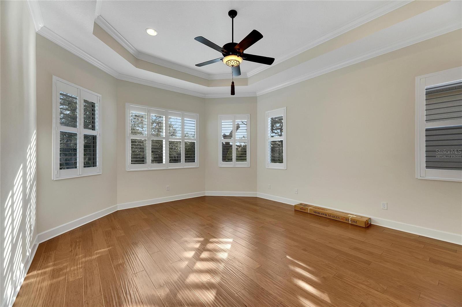 1533 EMERALD DUNES DR, SUN CITY CENTER, FL, 33573