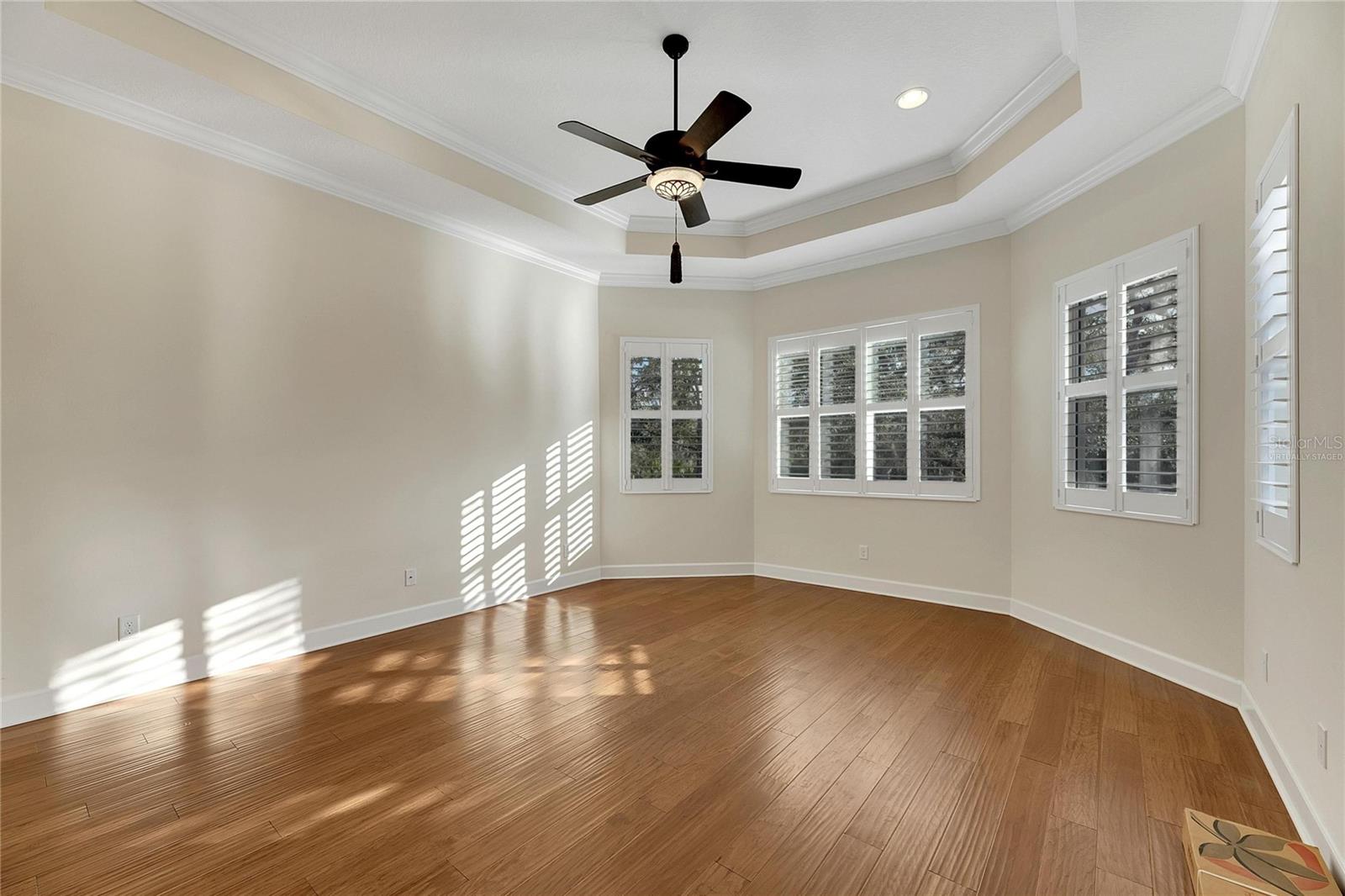 1533 EMERALD DUNES DR, SUN CITY CENTER, FL, 33573