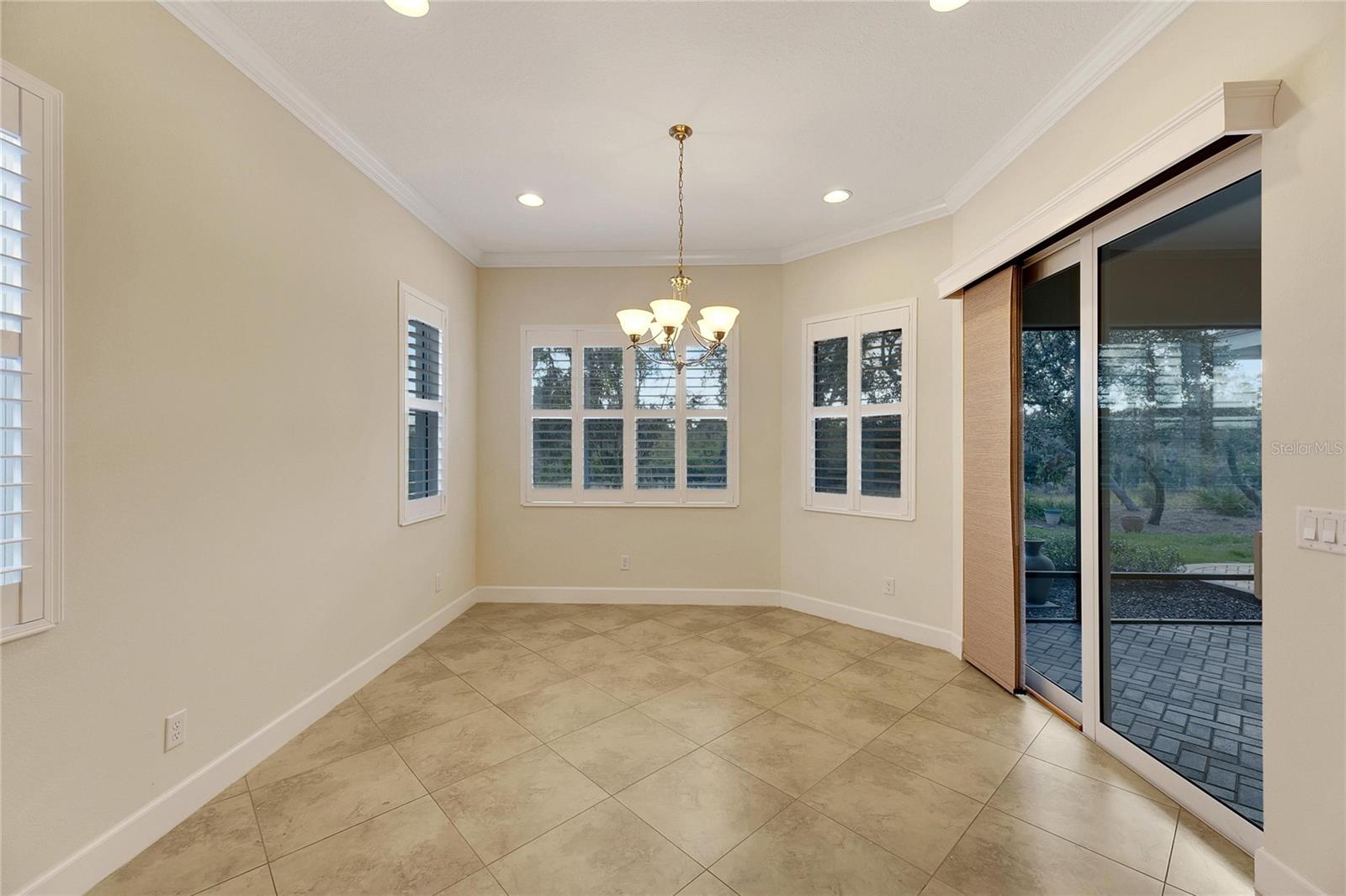 1533 EMERALD DUNES DR, SUN CITY CENTER, FL, 33573