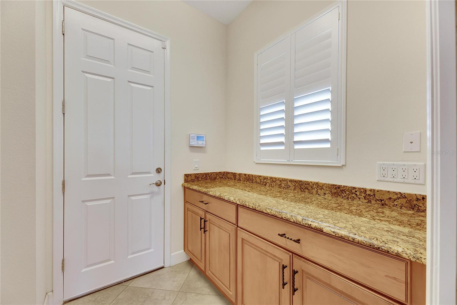 1533 EMERALD DUNES DR, SUN CITY CENTER, FL, 33573