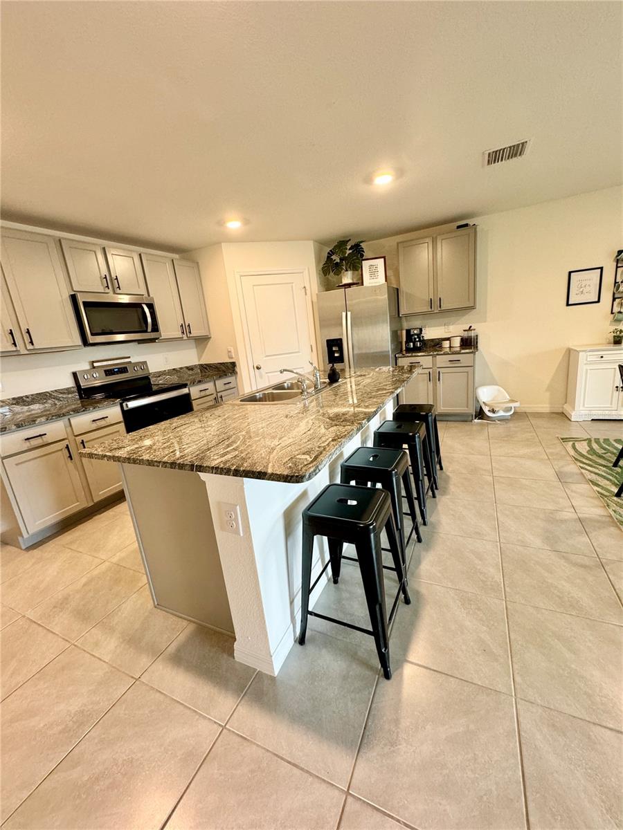 8495 CLEARWAY DR, WILDWOOD, FL, 34785