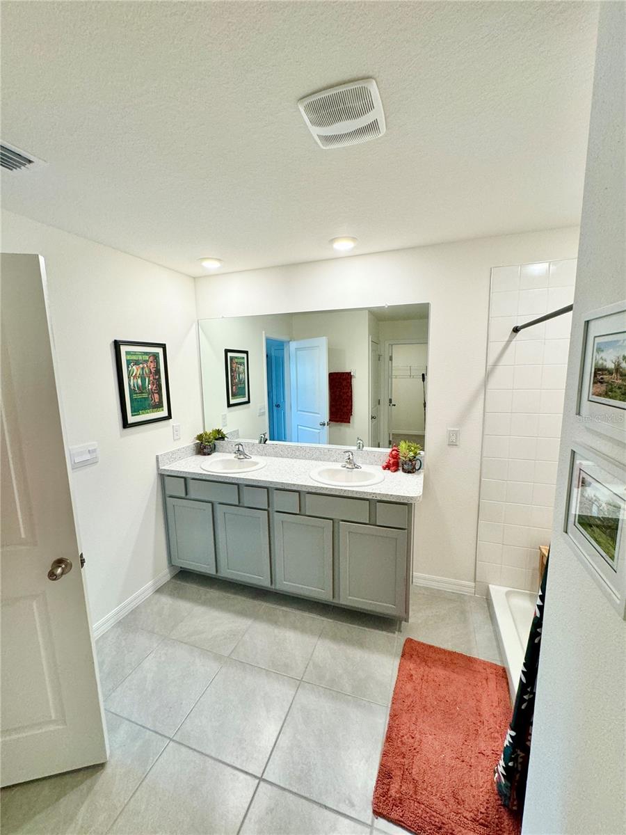 8495 CLEARWAY DR, WILDWOOD, FL, 34785