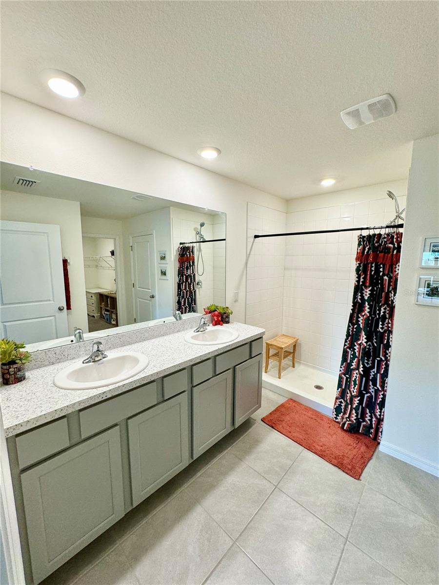 8495 CLEARWAY DR, WILDWOOD, FL, 34785