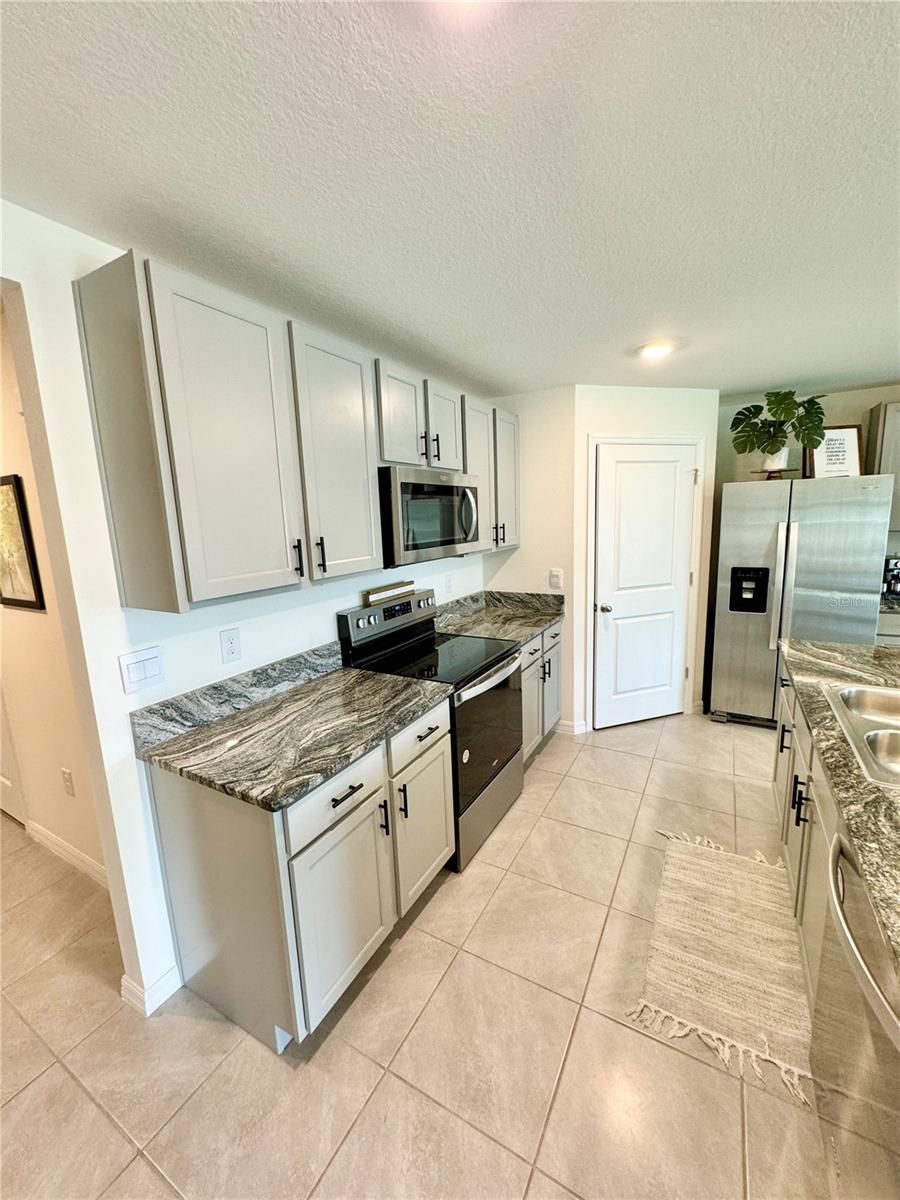 8495 CLEARWAY DR, WILDWOOD, FL, 34785