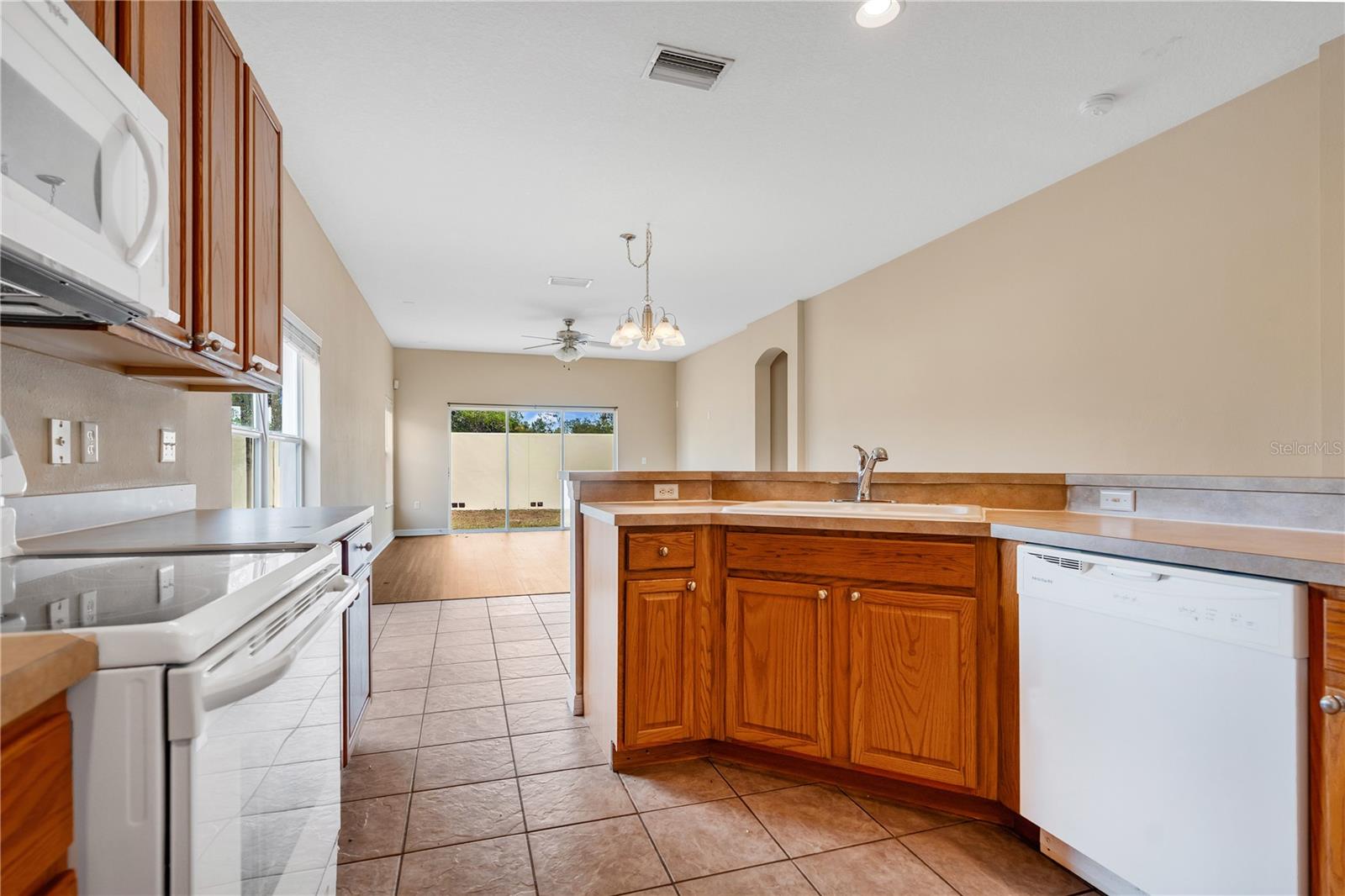 9636 CYPRESS HARBOR DR, GIBSONTON, FL, 33534