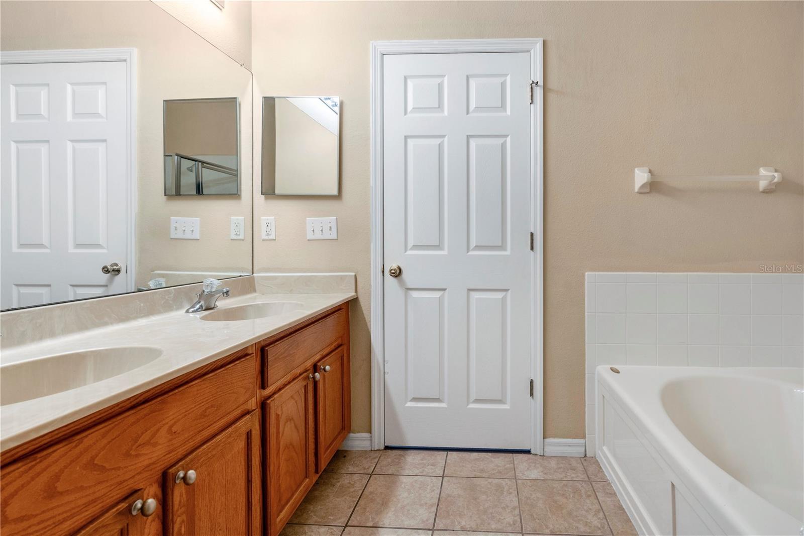 9636 CYPRESS HARBOR DR, GIBSONTON, FL, 33534