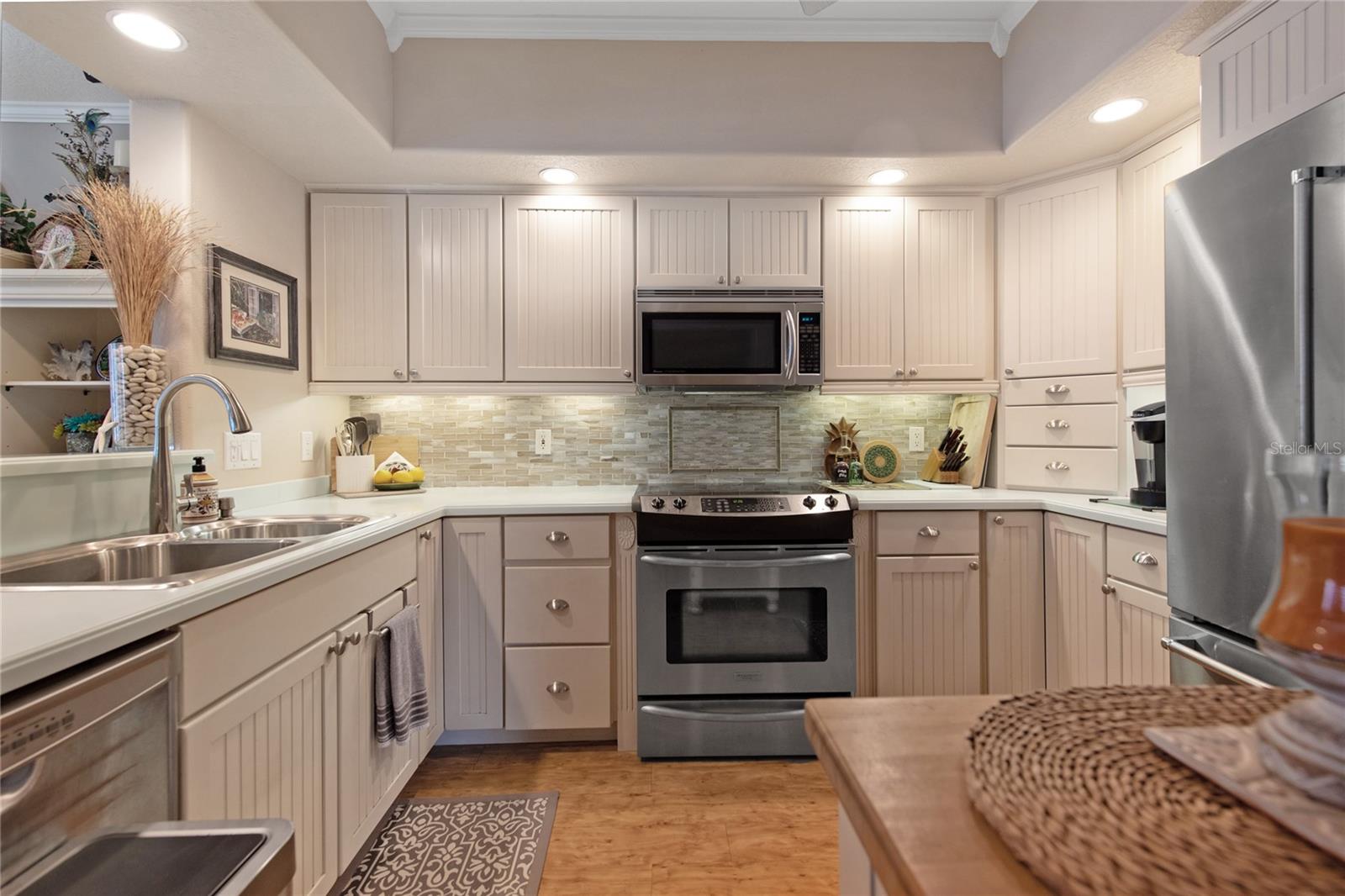 5392 GULF DR, HOLMES BEACH, FL, 34217