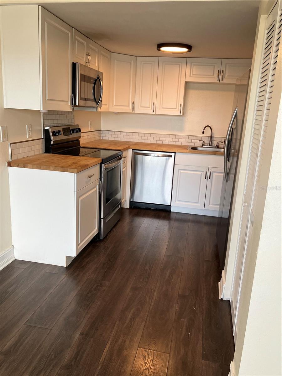 3405 CLARK RD #206, SARASOTA, FL, 34231