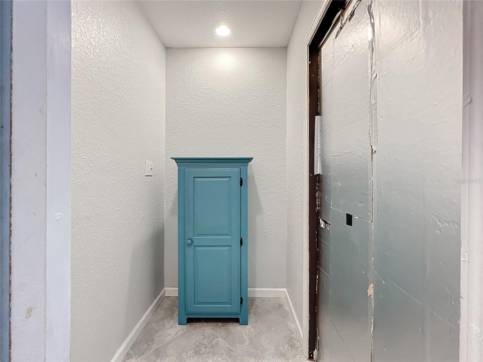 4001 BENEVA RD #409, SARASOTA, FL, 34233