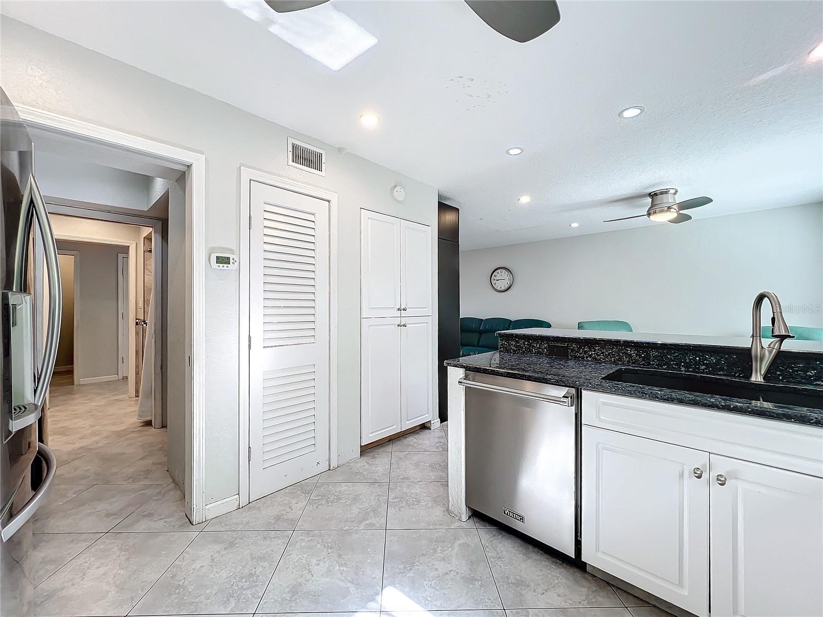 4001 BENEVA RD #409, SARASOTA, FL, 34233
