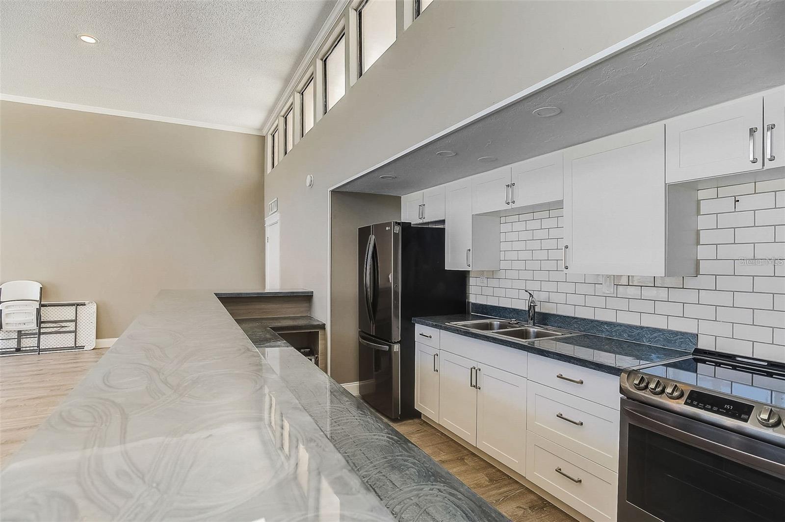 4001 BENEVA RD #409, SARASOTA, FL, 34233