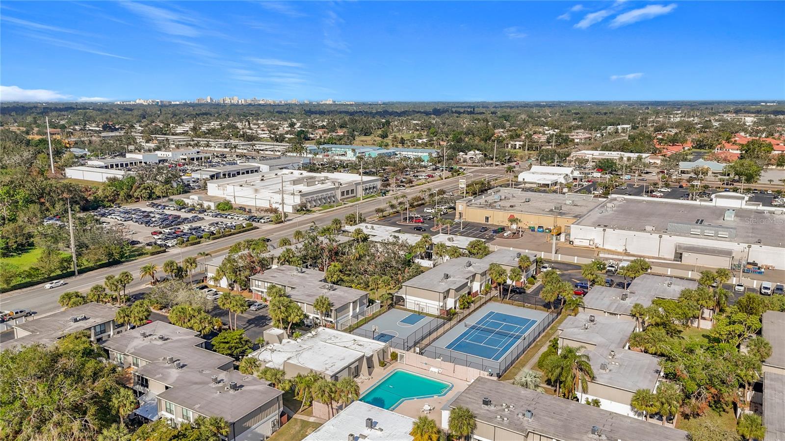 4001 BENEVA RD #409, SARASOTA, FL, 34233