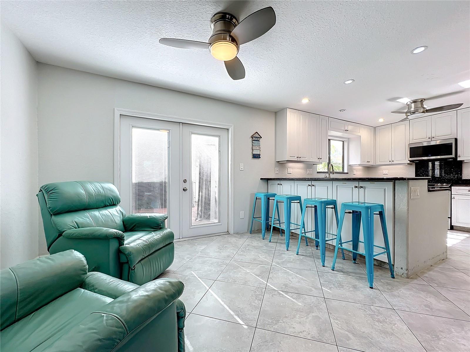4001 BENEVA RD #409, SARASOTA, FL, 34233