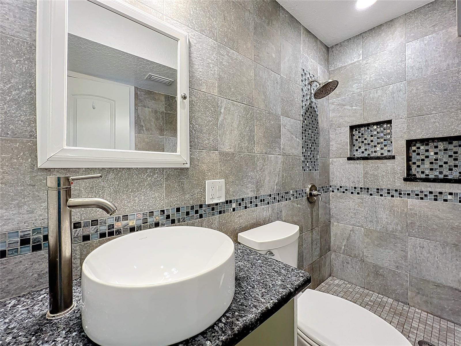 4001 BENEVA RD #409, SARASOTA, FL, 34233