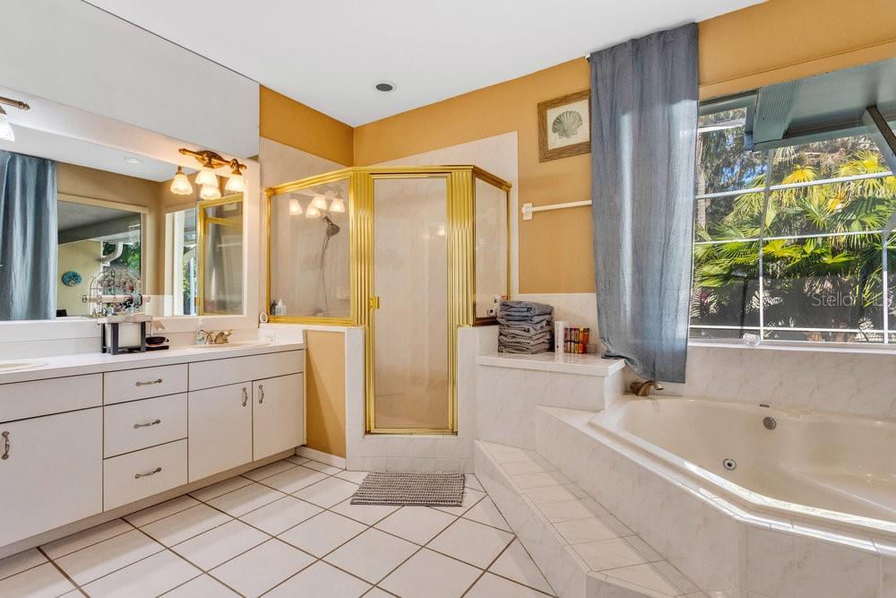 6818 HAYTER DRIVE, LAKELAND, FL, 33813