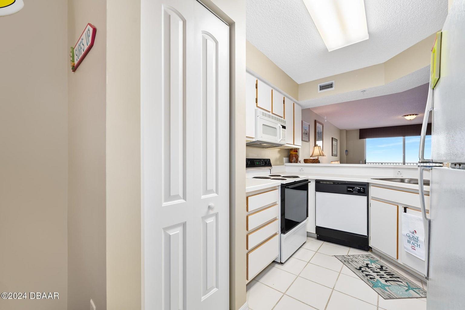 1183 OCEAN SHORE BLVD #1040, ORMOND BEACH, FL, 32176