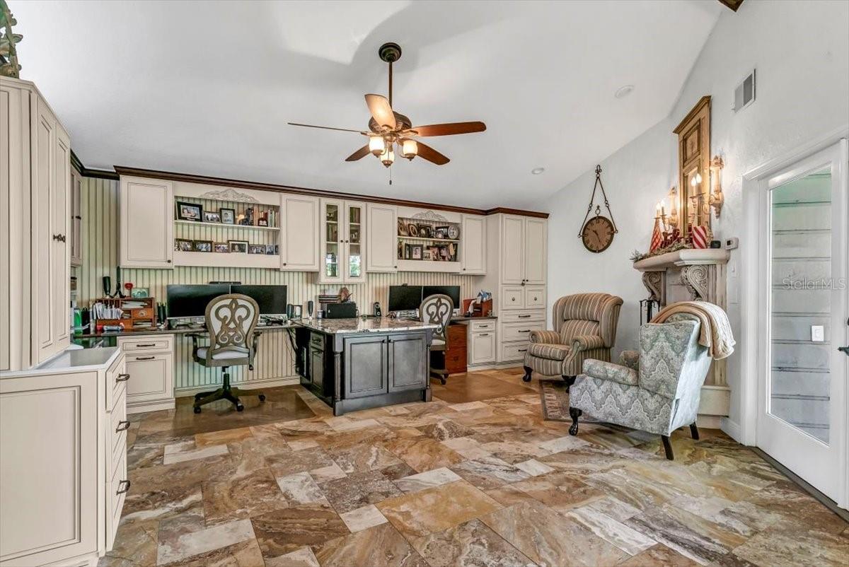 2420 BUTTERNUT CT, DUNEDIN, FL, 34698