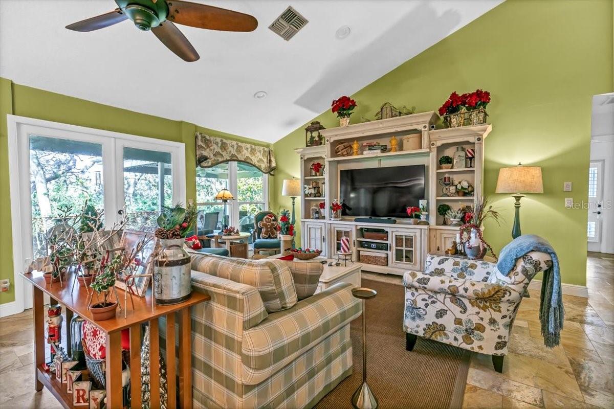 2420 BUTTERNUT CT, DUNEDIN, FL, 34698