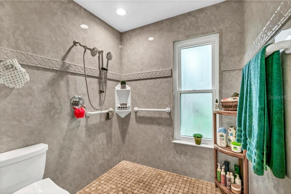2420 BUTTERNUT CT, DUNEDIN, FL, 34698