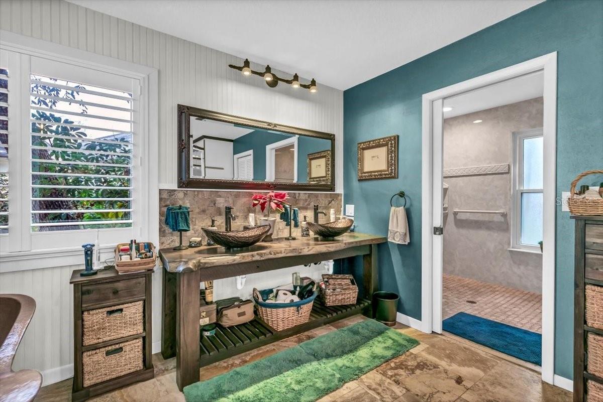 2420 BUTTERNUT CT, DUNEDIN, FL, 34698