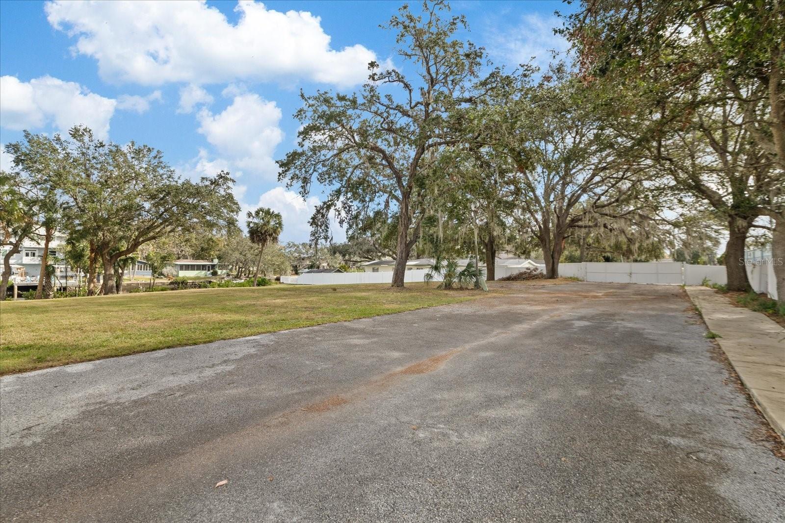 5732 RIVER BLUFF DR #Lot 7, NEW PORT RICHEY, FL, 34652