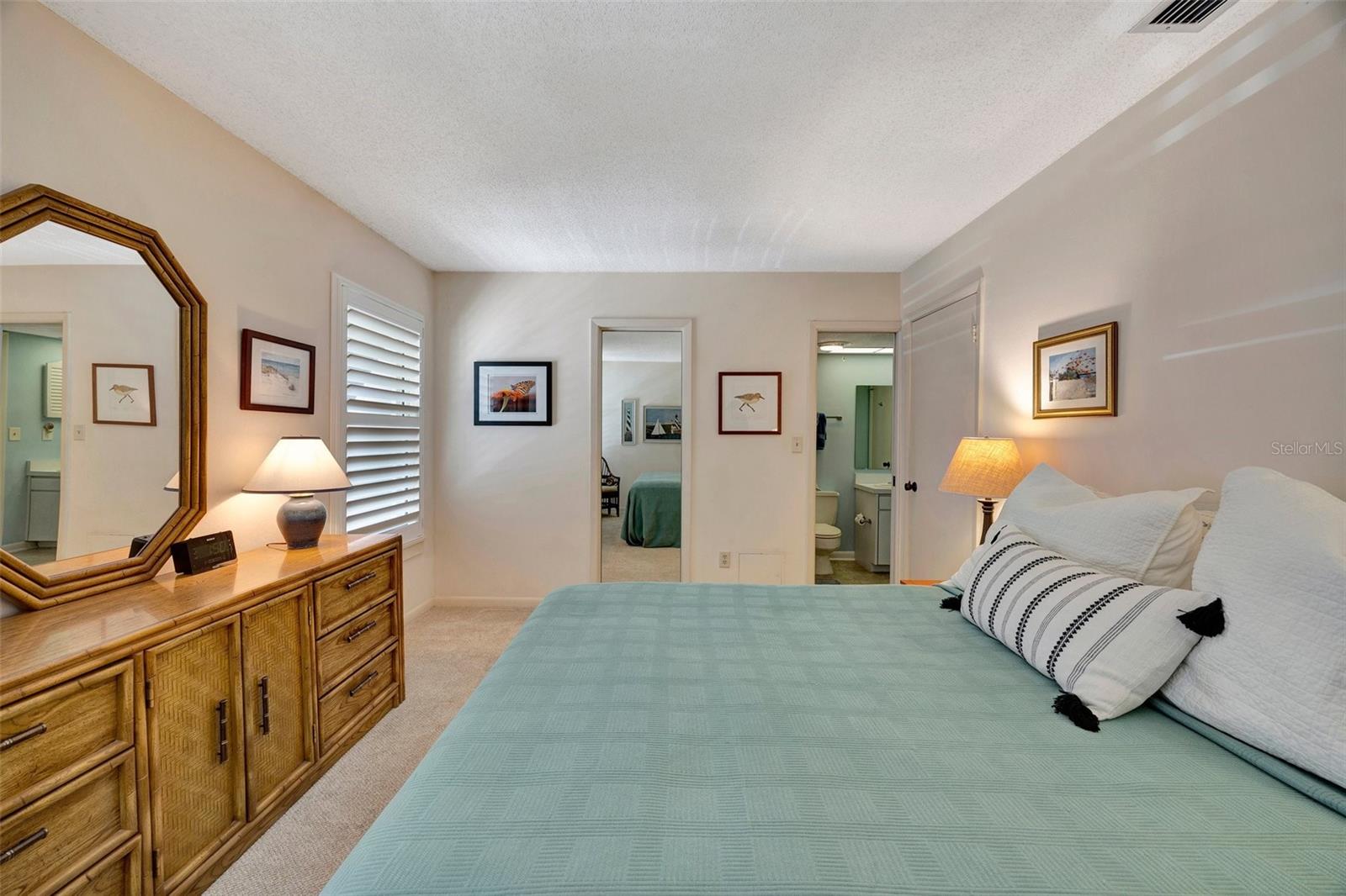 6029 E PEPPERTREE WAY #116, SARASOTA, FL, 34242