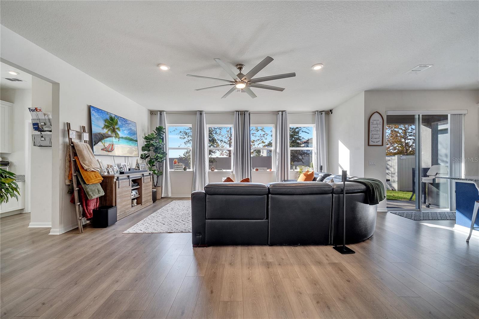 629 BIG PINE AVE, MINNEOLA, FL, 34715