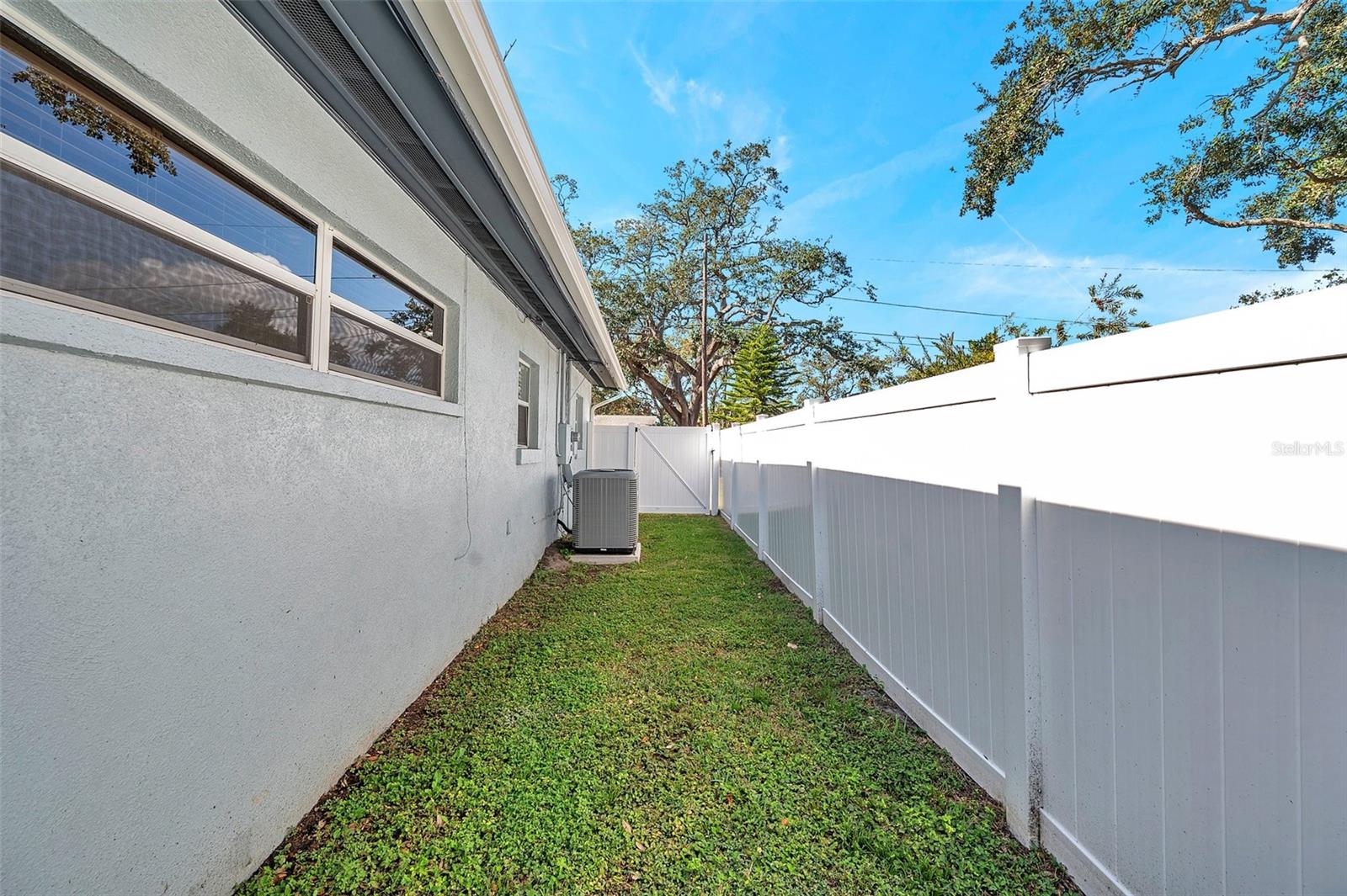 262 5TH ST NW, LARGO, FL, 33770